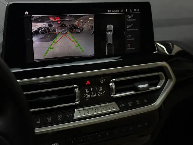 BMW X3 view 14