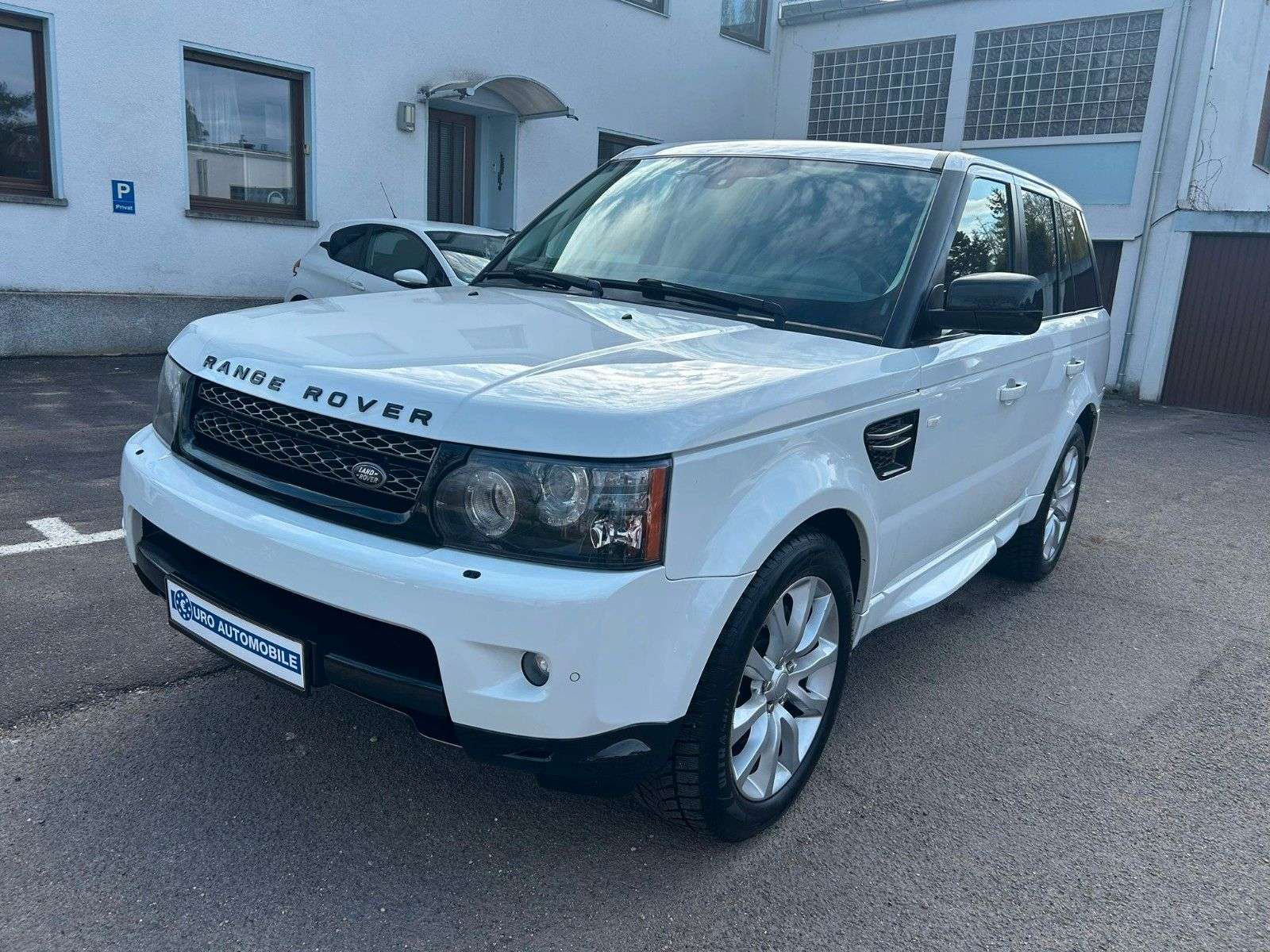 Second hand Land Rover Range Rover Sport 3.0