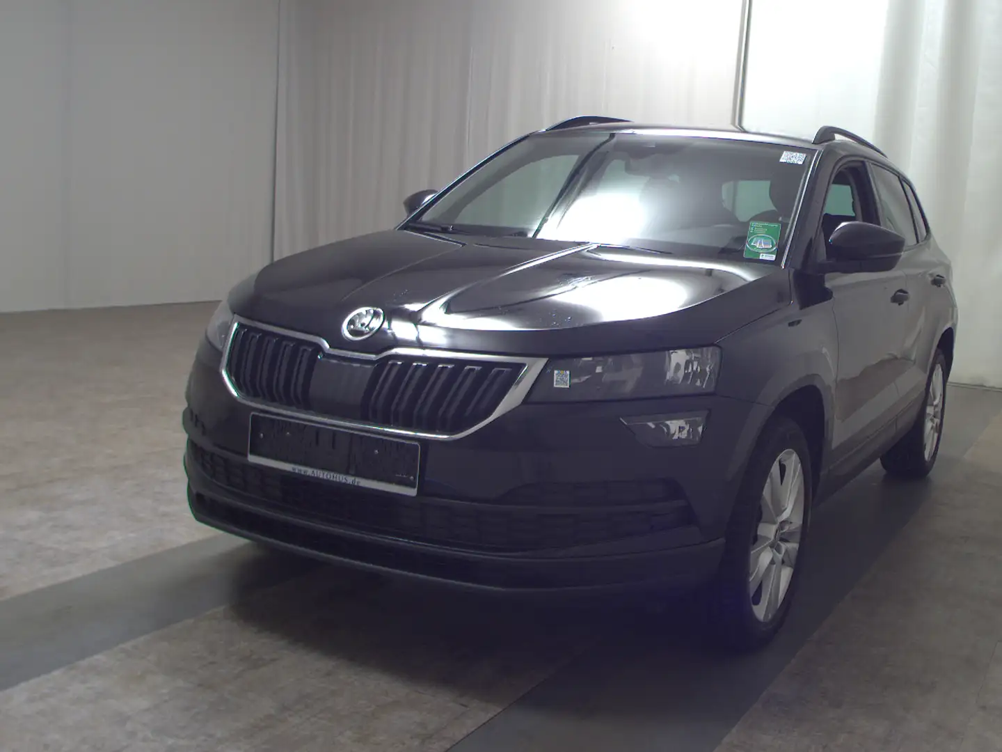 Skoda Karoq 2.0 TDI Style Navi ACC RFK KeyLess SpurH Schwarz - 2