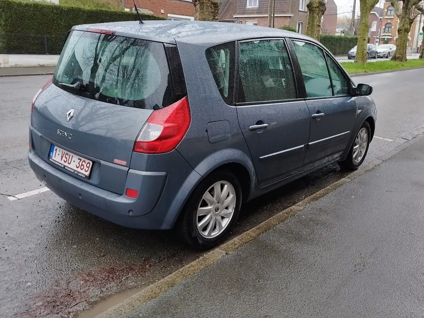 Renault Scenic 1.5 dCi 106 ch Gris - 2