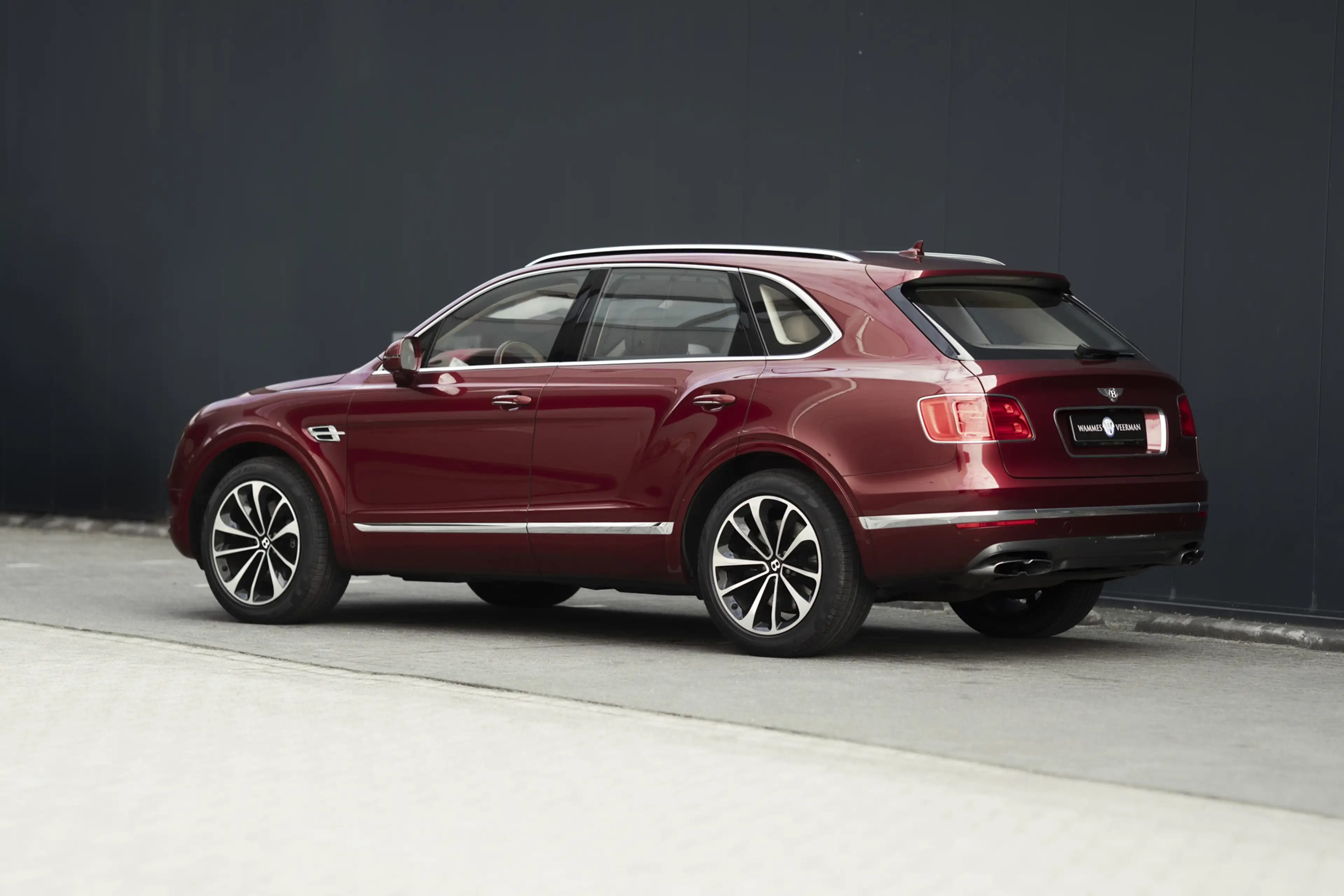 Bentley Bentayga 4.0 D — photo 3