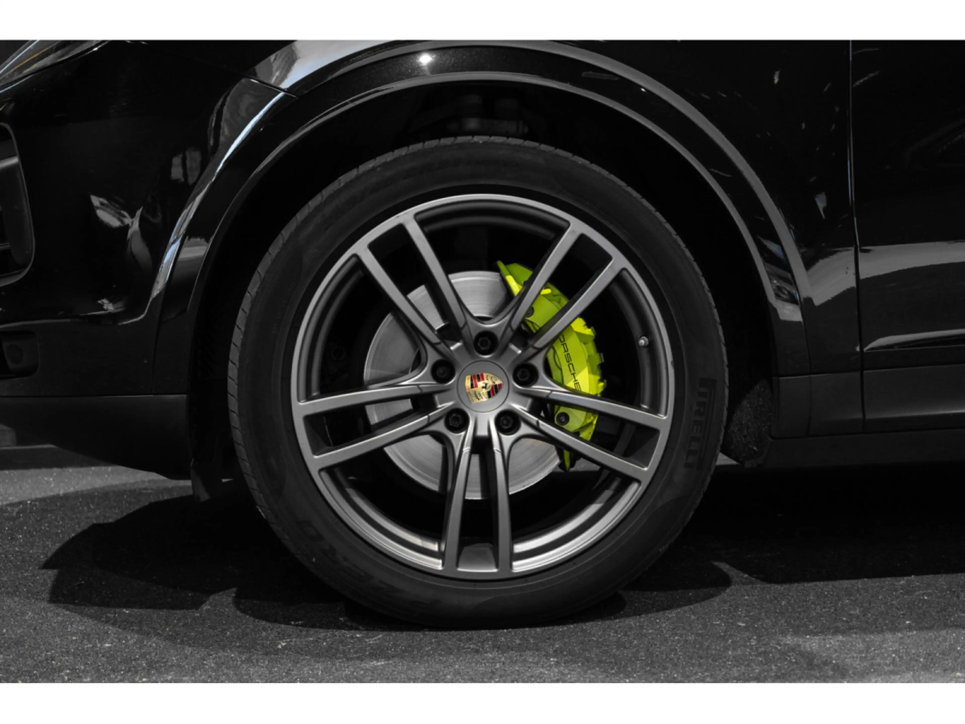 Porsche Cayenne E-Hybrid — photo 8