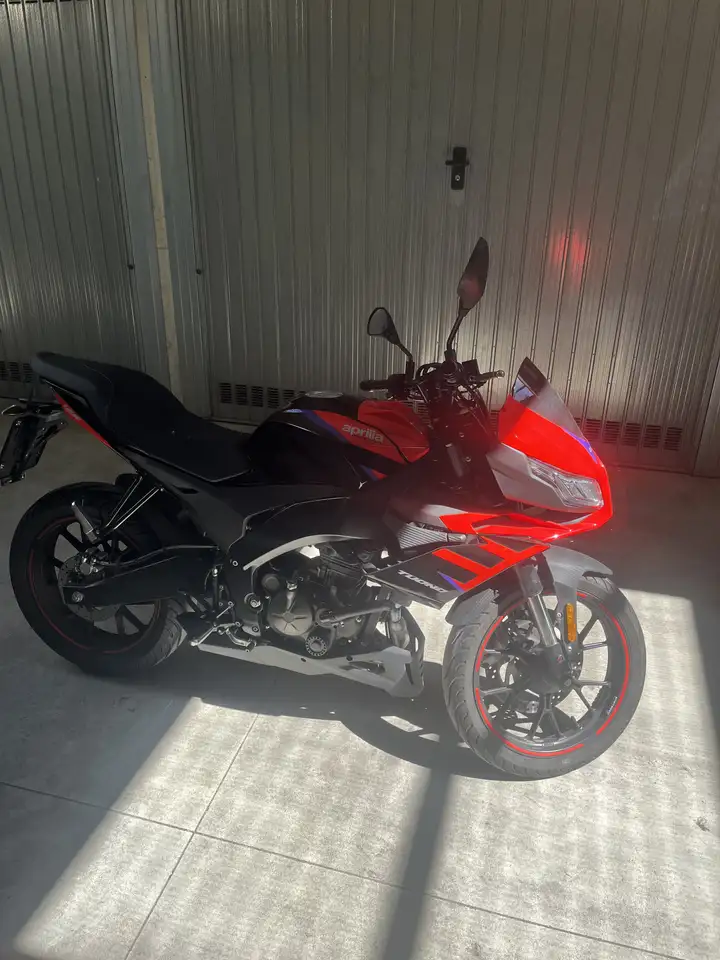 Aprilia Tuono