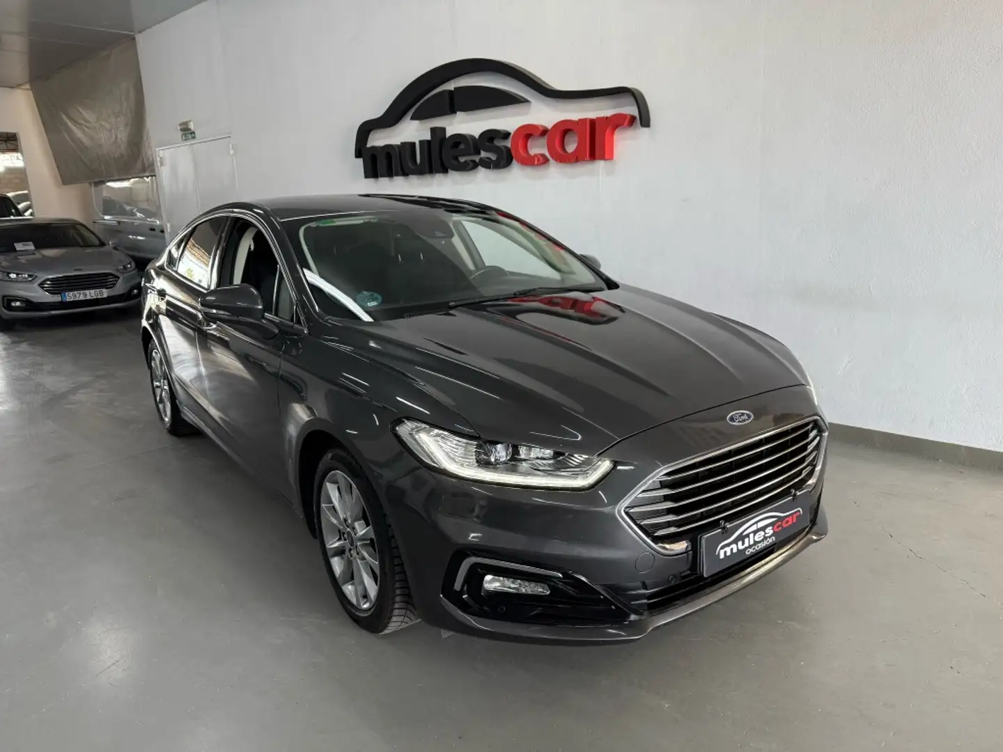 Ford Mondeo 2.0TDCI Titanium 150 Blanc - 1