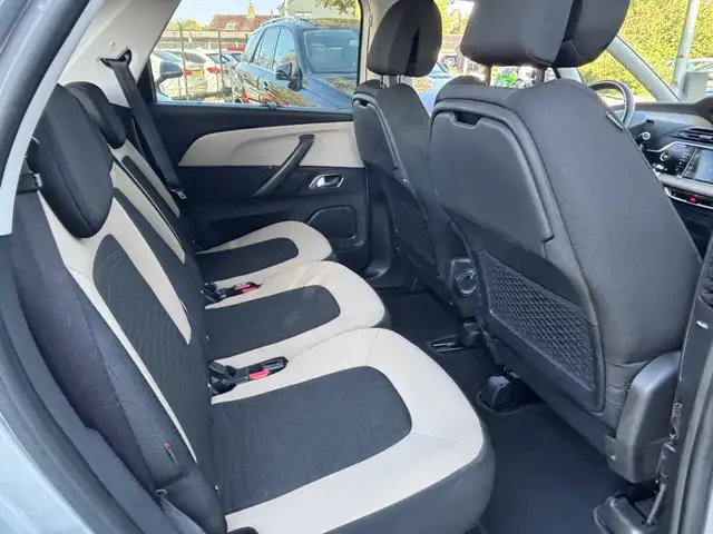 Citroen C4 Picasso view 13