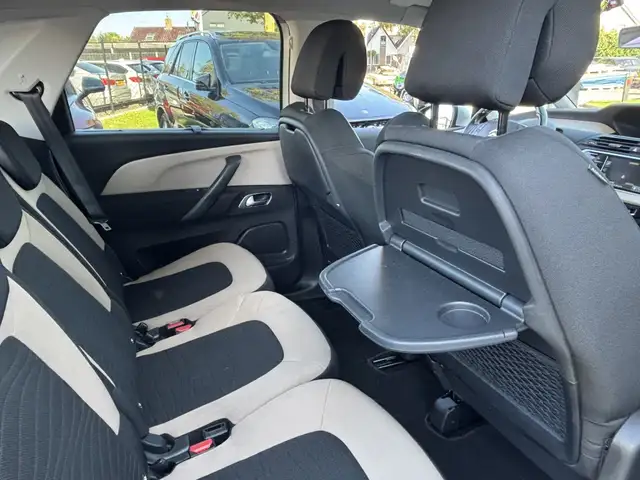 Citroen C4 Picasso view 14