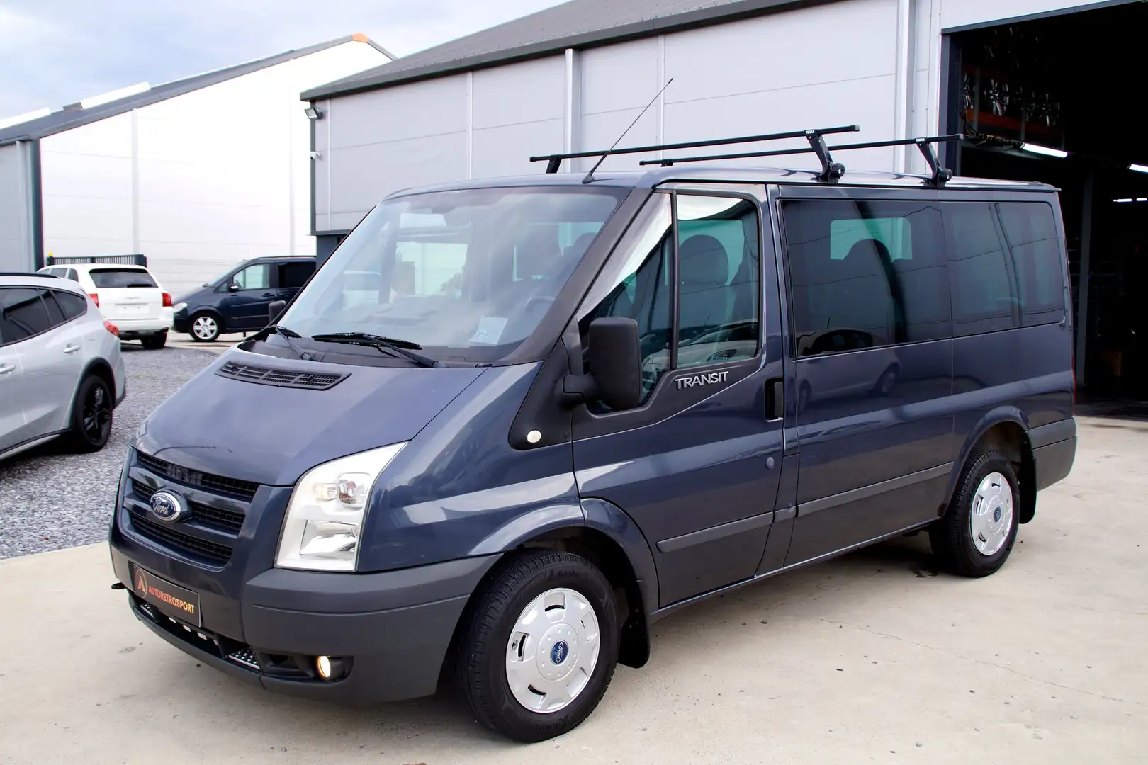 Ford Transit 2.2 TDCi_ 9 Places _Carnet Complet _Garantie ✅ Bleu - 2