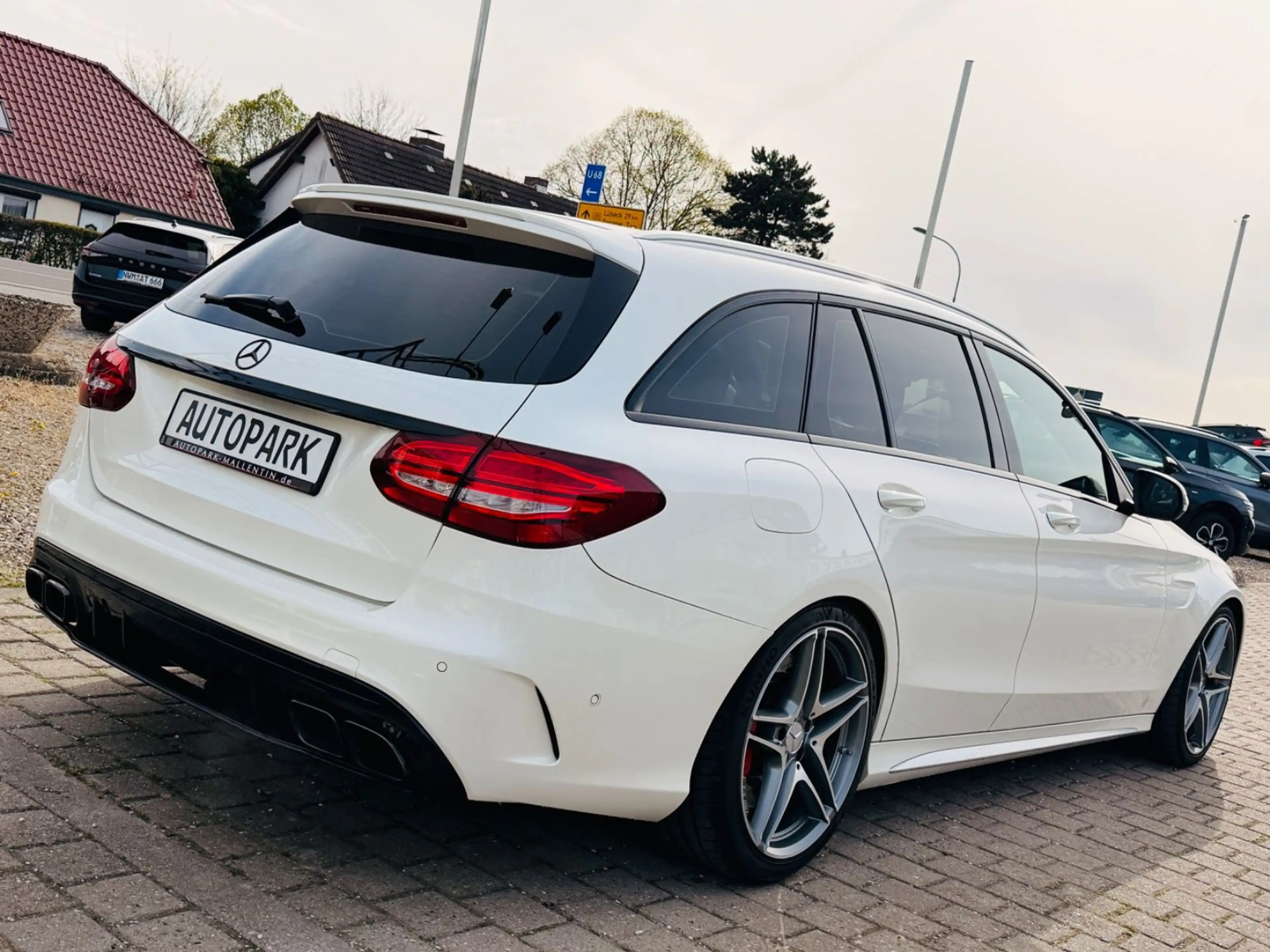 Mercedes-Benz C 63 AMG C 63 S AMG T *Driver's Package*HEAD-UP*BURMESTER — photo 6
