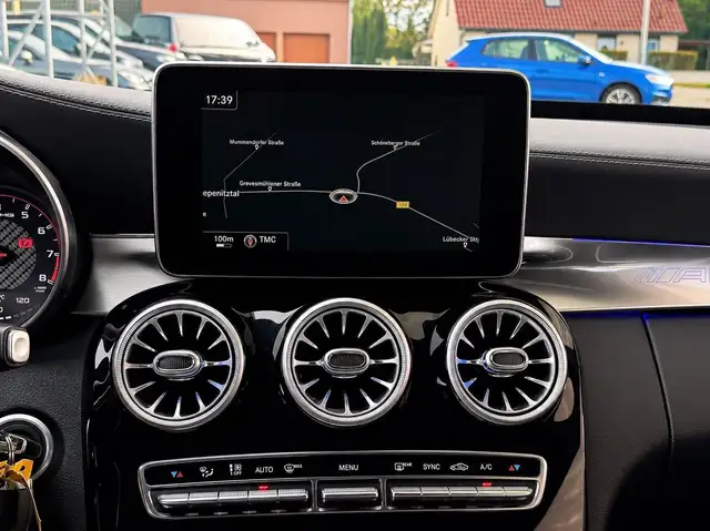 Mercedes-Benz C 63 Amg view 10