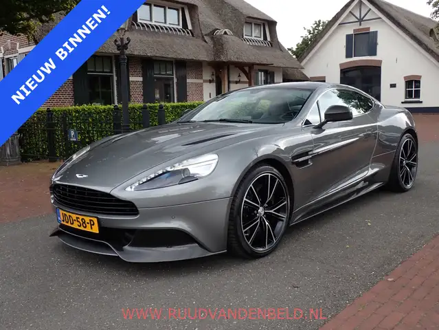 Aston Martin Vanquish V12 6.0 Touchtronic 2+2 CARBON // B&O // 1st OWNER