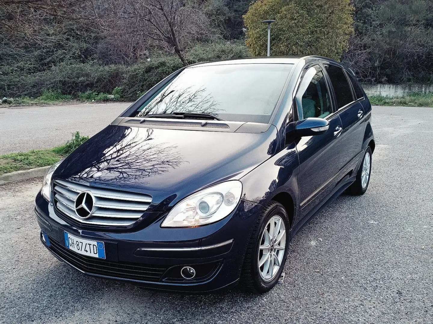 Mercedes-Benz 180 - 1