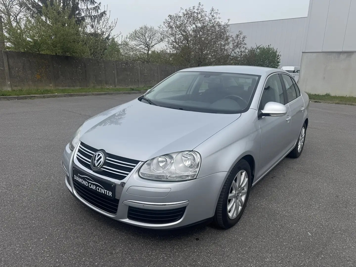Volkswagen Jetta 1.9 TDI DPF United // AIRCO // CRUISE // GEK VV!!! - 1