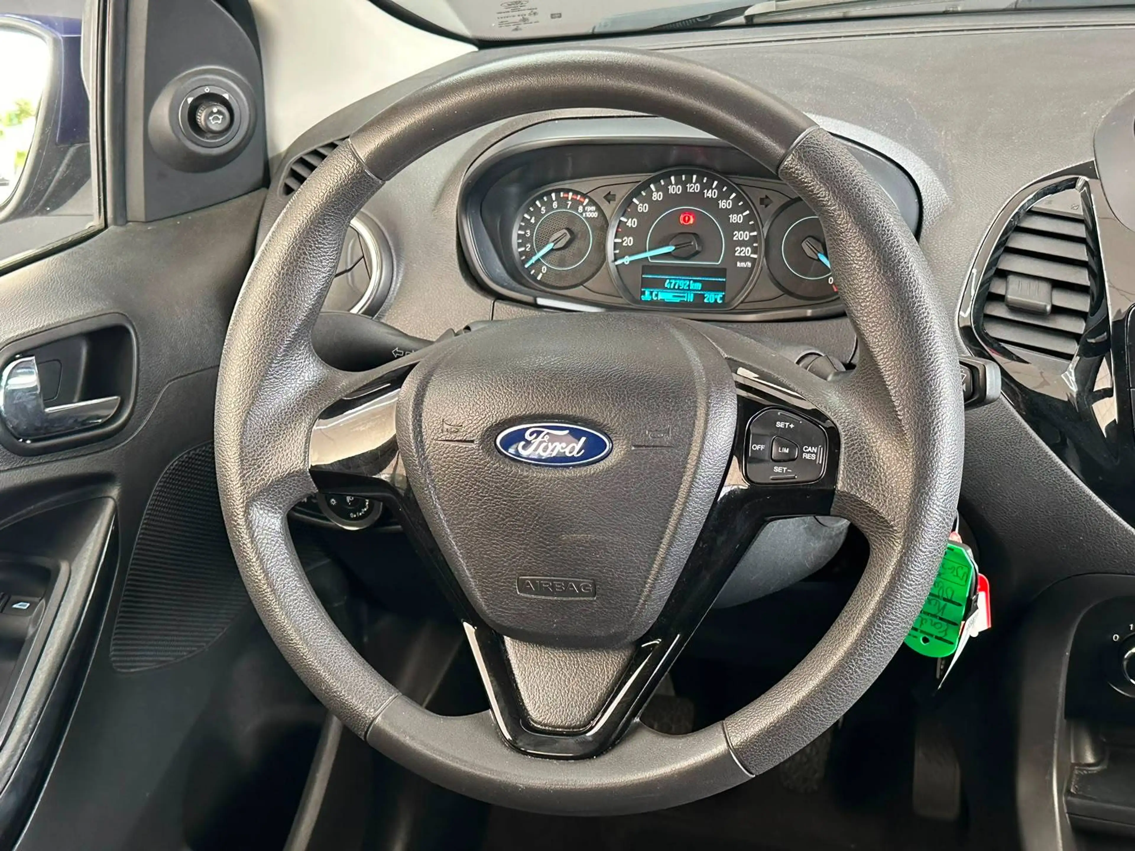 Ford Ka/Ka+ 🟢1.2 ESSENCE 86CV - 1ER MAIN - SIEGES CHAUFFANTS - CRUISE — photo 10