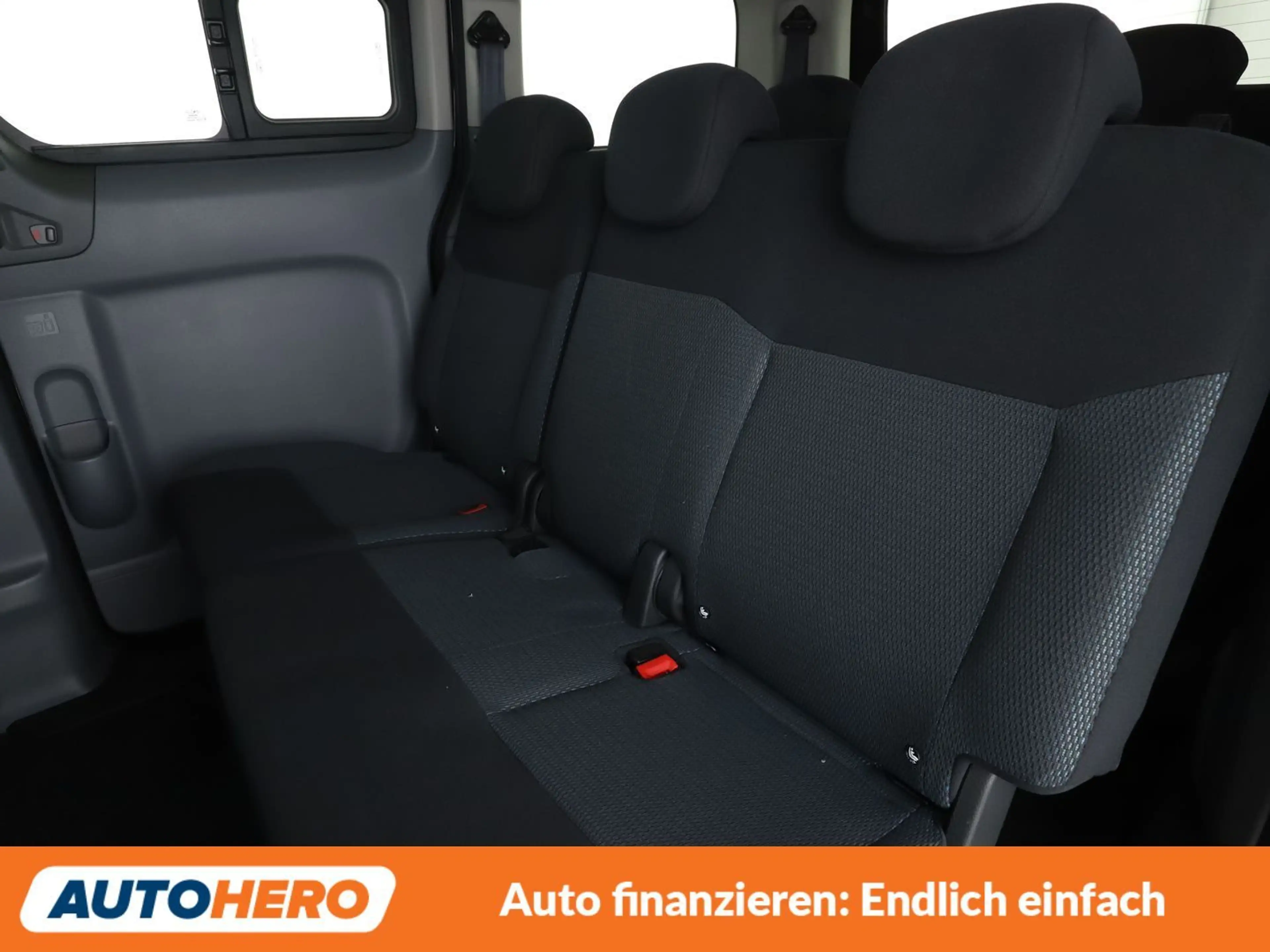Nissan Evalia 1.5 dCi Evalia Tekna — photo 14
