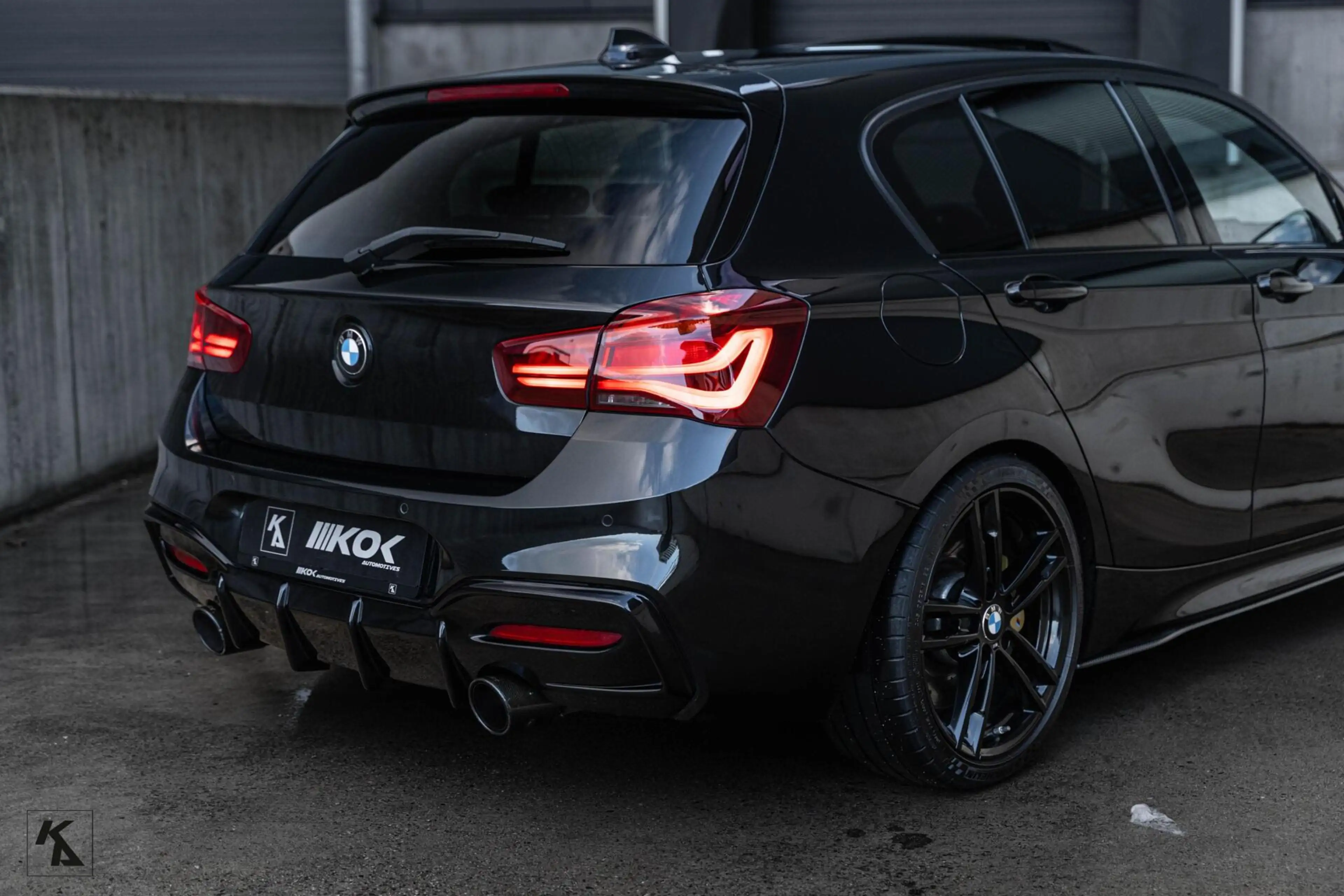 BMW 140 1-serie M140i xDrive Edition Shadow High Executive — photo 4