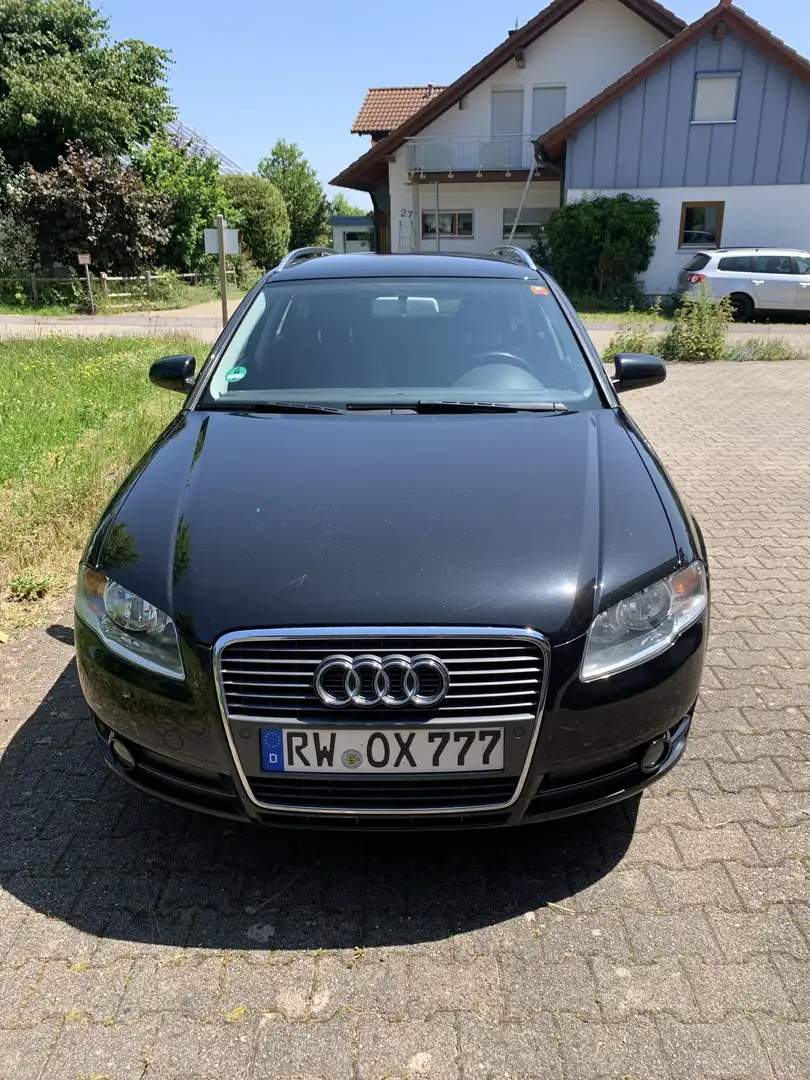 Audi A4 2.0 Schwarz - 1