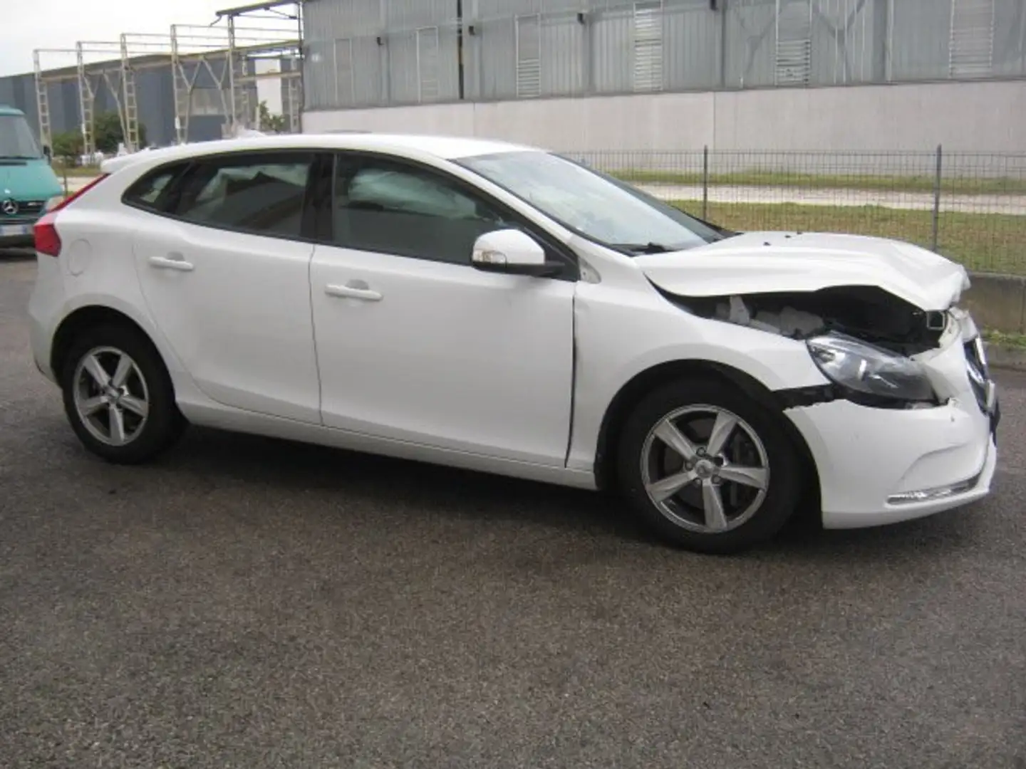 Volvo V40 2.0 D2  Business Geartronic Bianco - 2