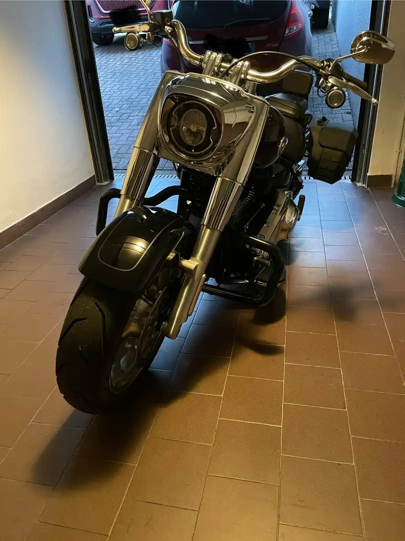 Harley-Davidson Fat Boy Negru - 2