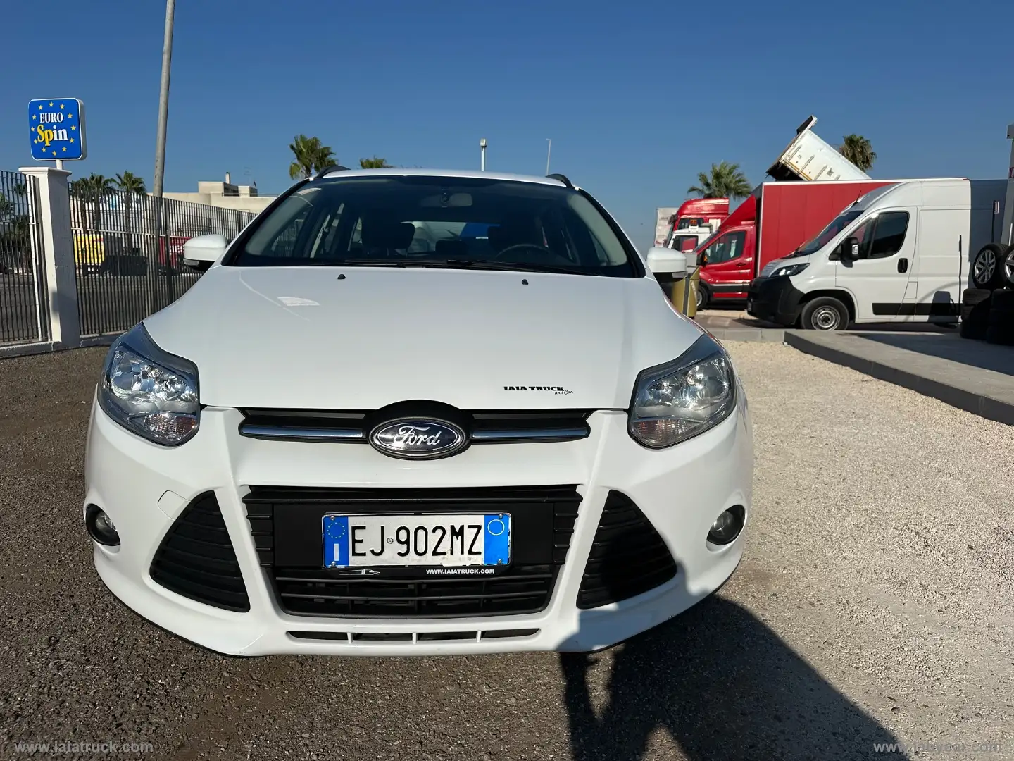 Ford Focus Focus 1.6 TDCi 115CV SW Titanium N1 Bs. Blanc - 2