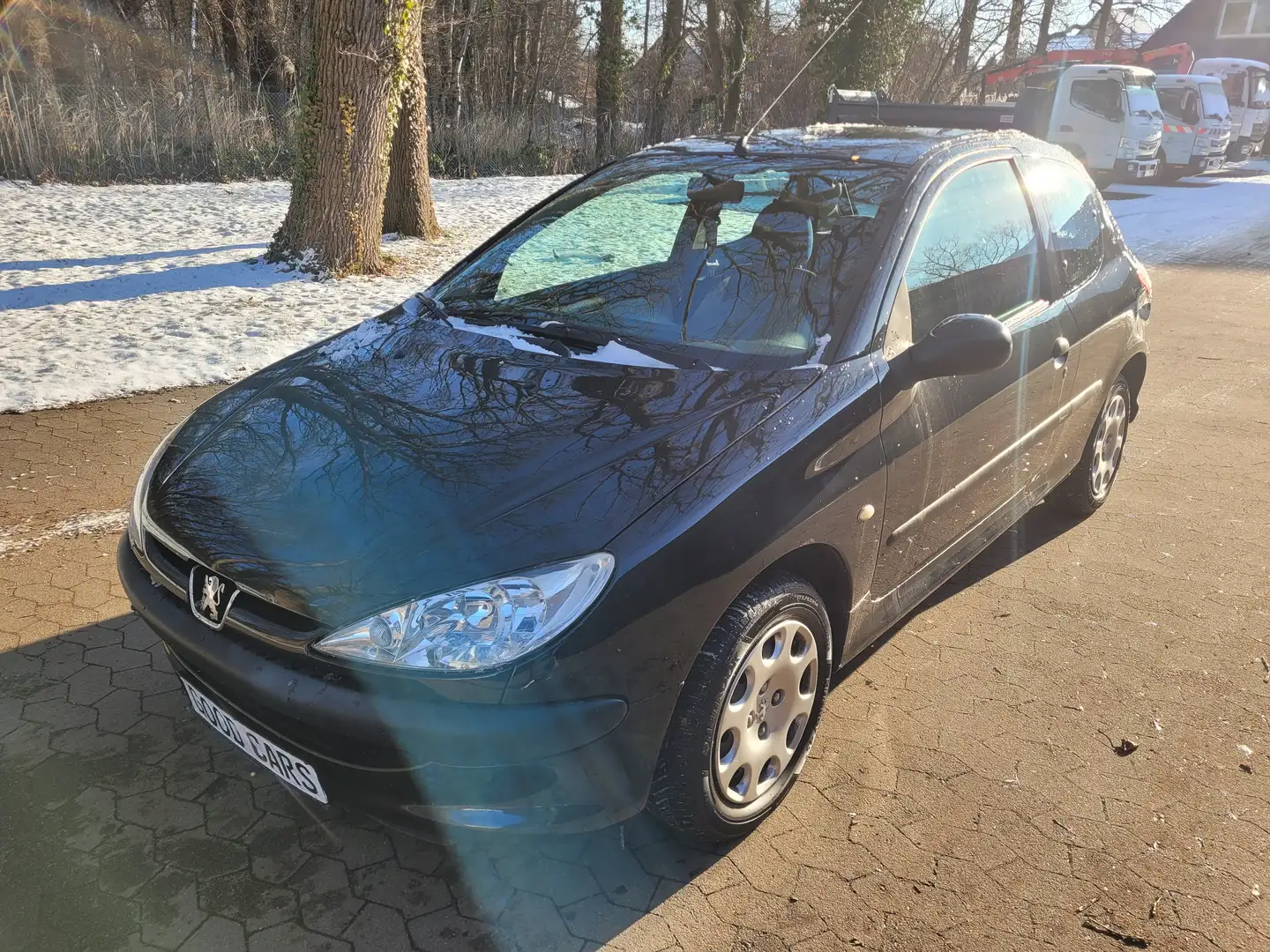 Peugeot 206 Petit Filou Schwarz - 2