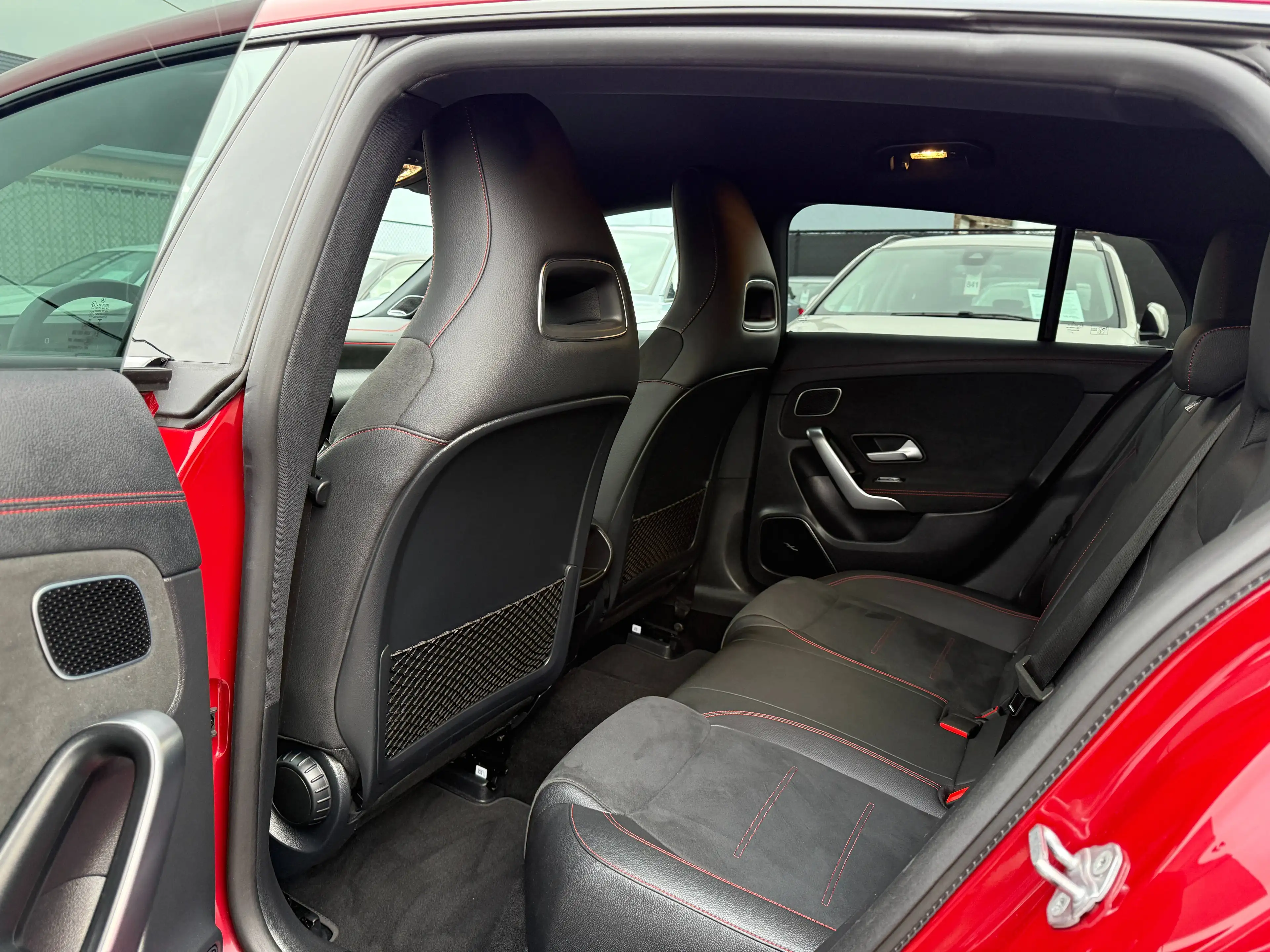 Mercedes-Benz CLA 35 AMG 4Matic AMG EXHAUST BURMESTER CAMERA FULL LED NAVI LEDER — photo 15
