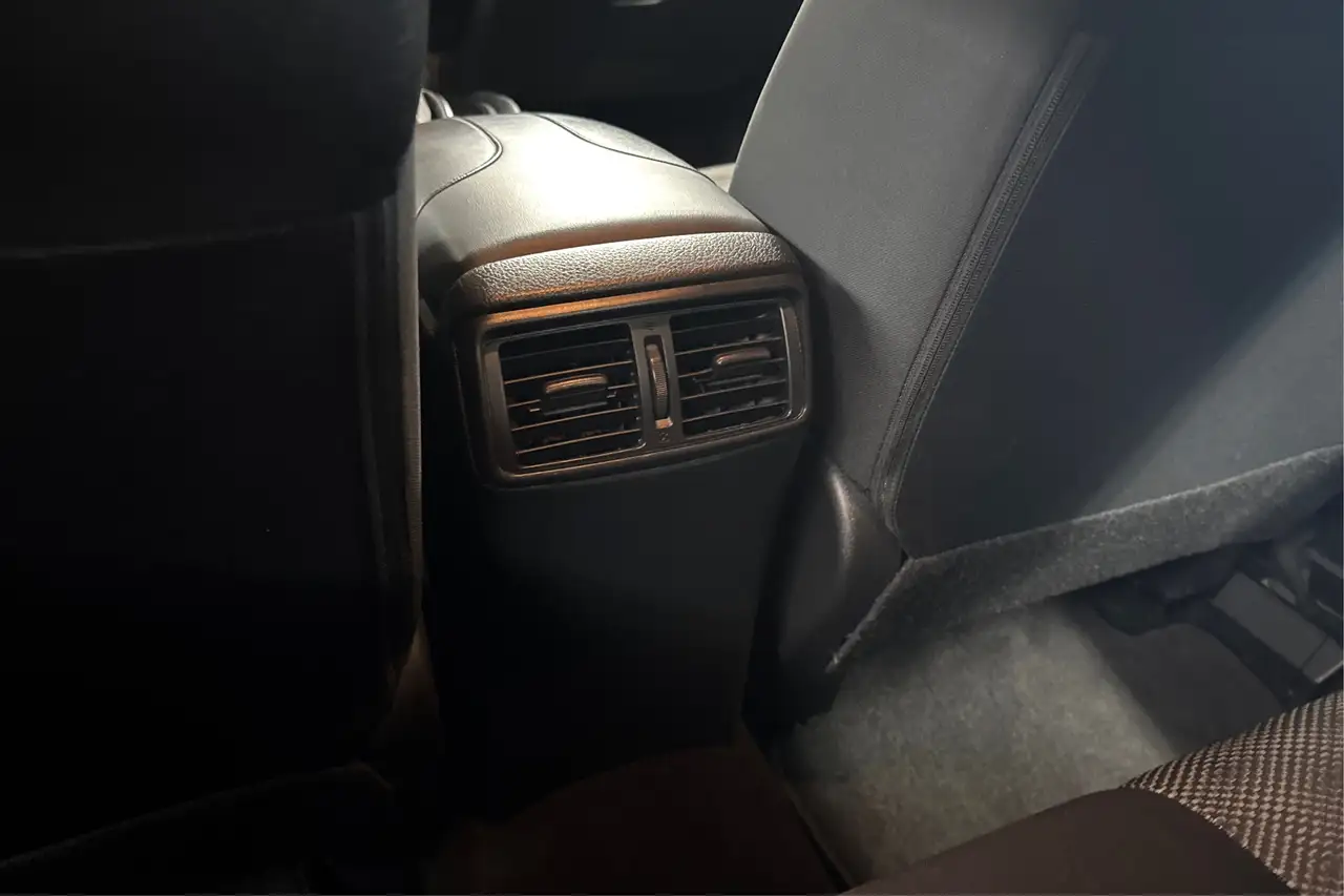 Nissan Qashqai снимка Nissan Qashqai