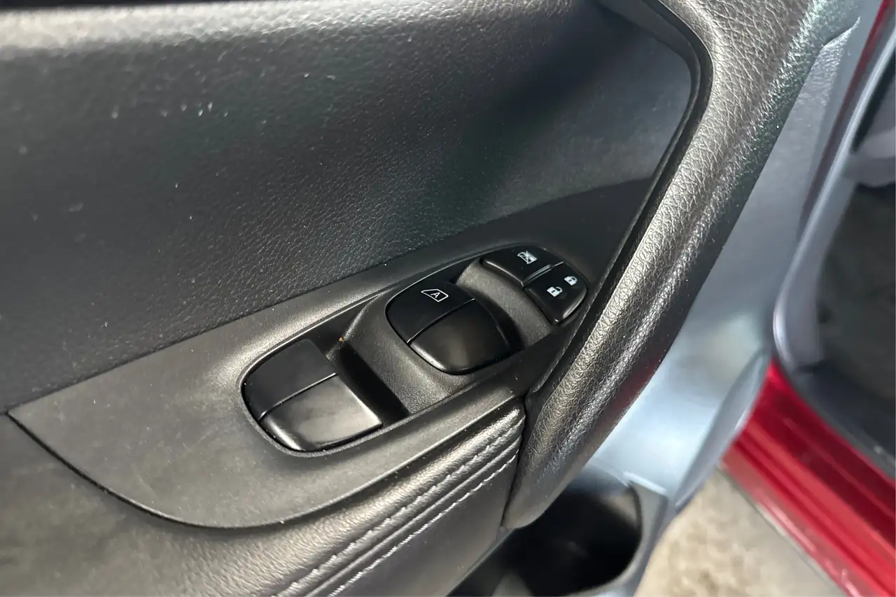 Nissan Qashqai снимка Nissan Qashqai