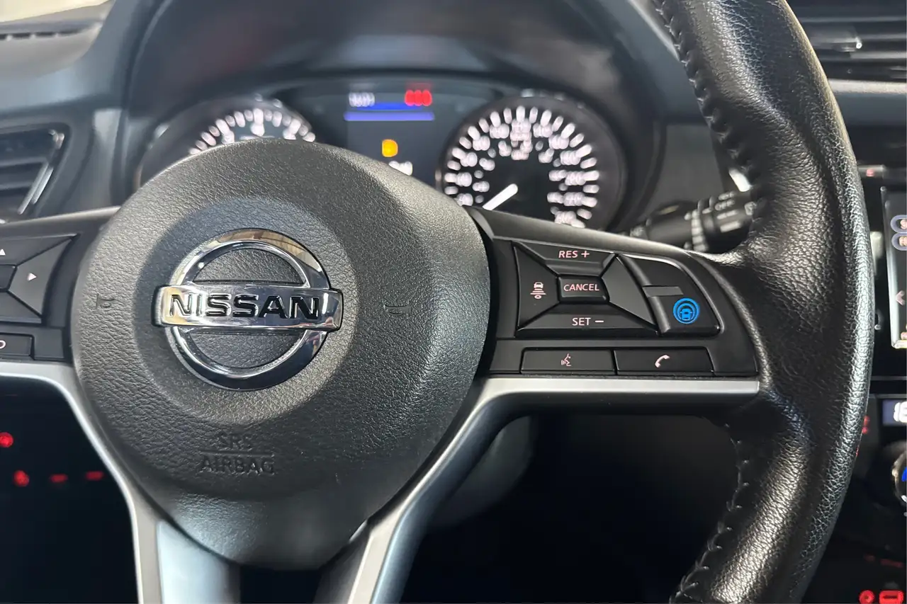Nissan Qashqai снимка Nissan Qashqai
