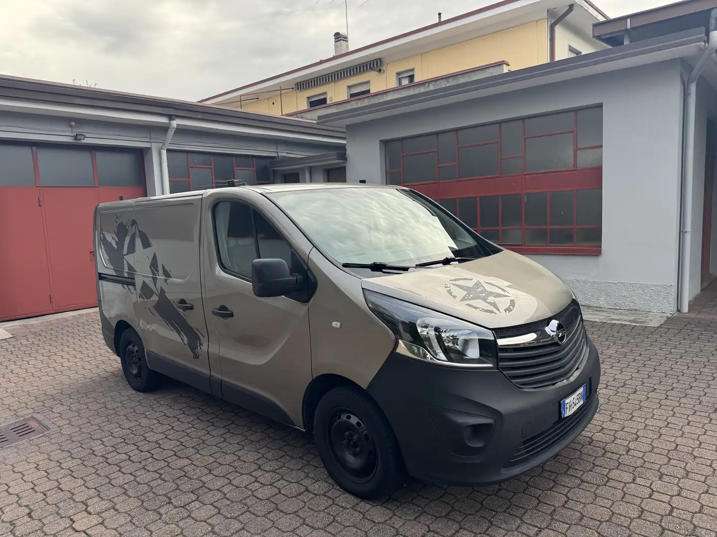 Opel Vivaro FURGONE - 2