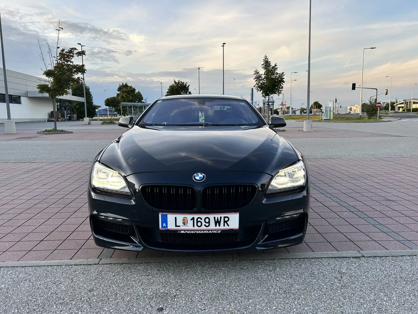 BMW 650 650i xDrive Coupé M Sport Edition Aut. Noir - 2