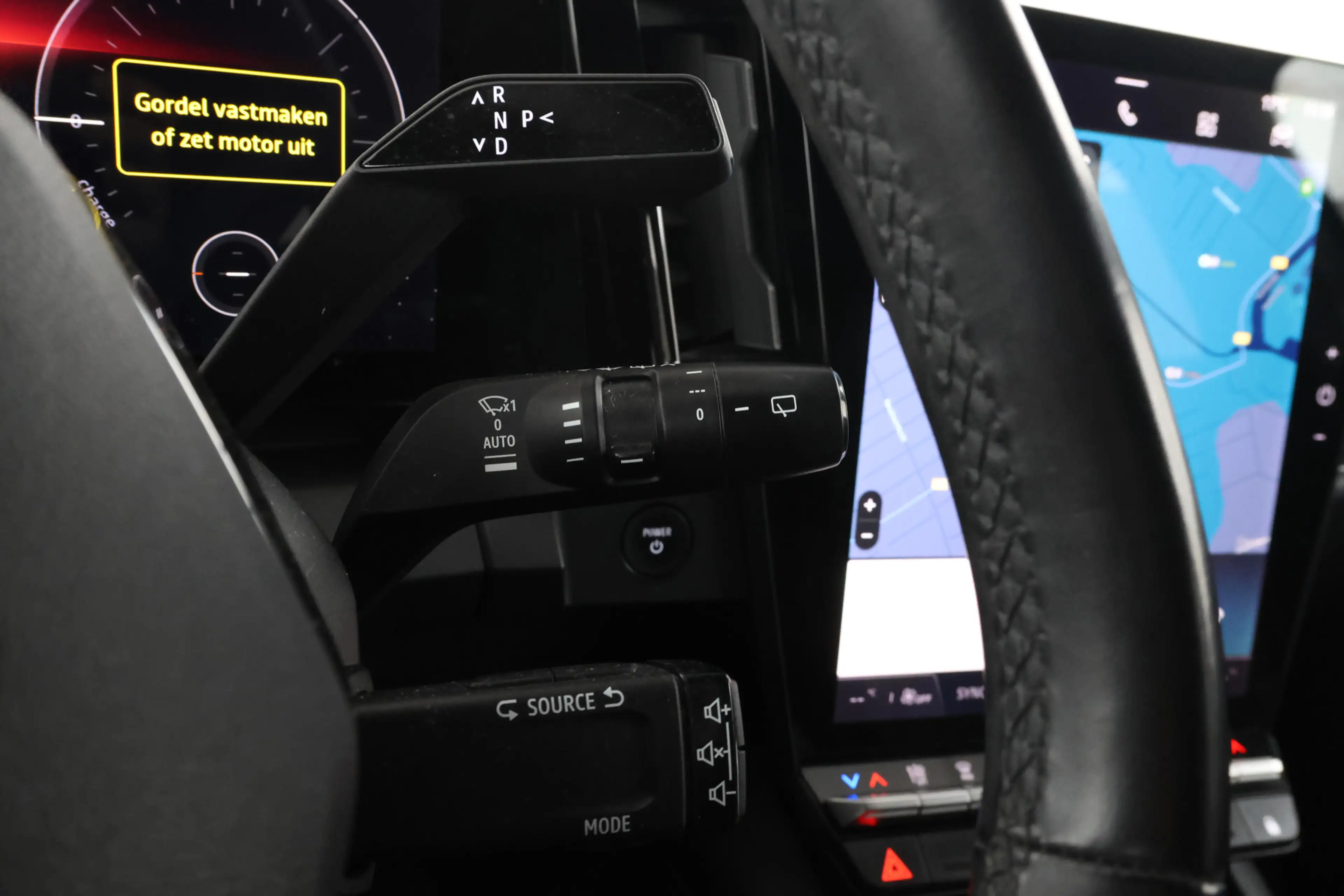 Renault Megane E-Tech EV60 Optimum Charge Techno Adaptive Cruise, Apple — photo 23