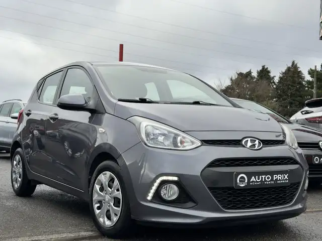 Hyundai i10 view 2