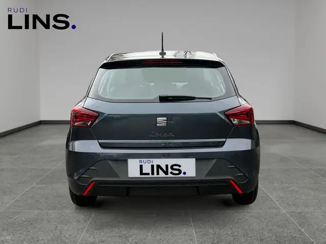 Seat Ibiza view 8