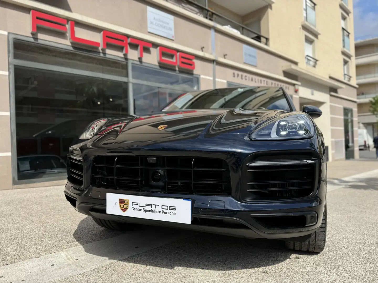Porsche Cayenne III 3.0 462ch E-Hybrid Bleu - 2