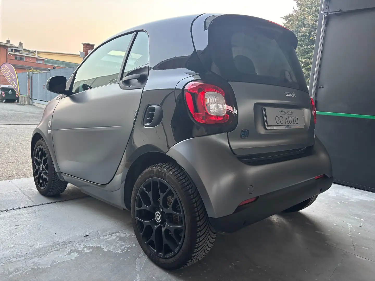 smart forTwo Fortwo III eq Passion my19 Gris - 2