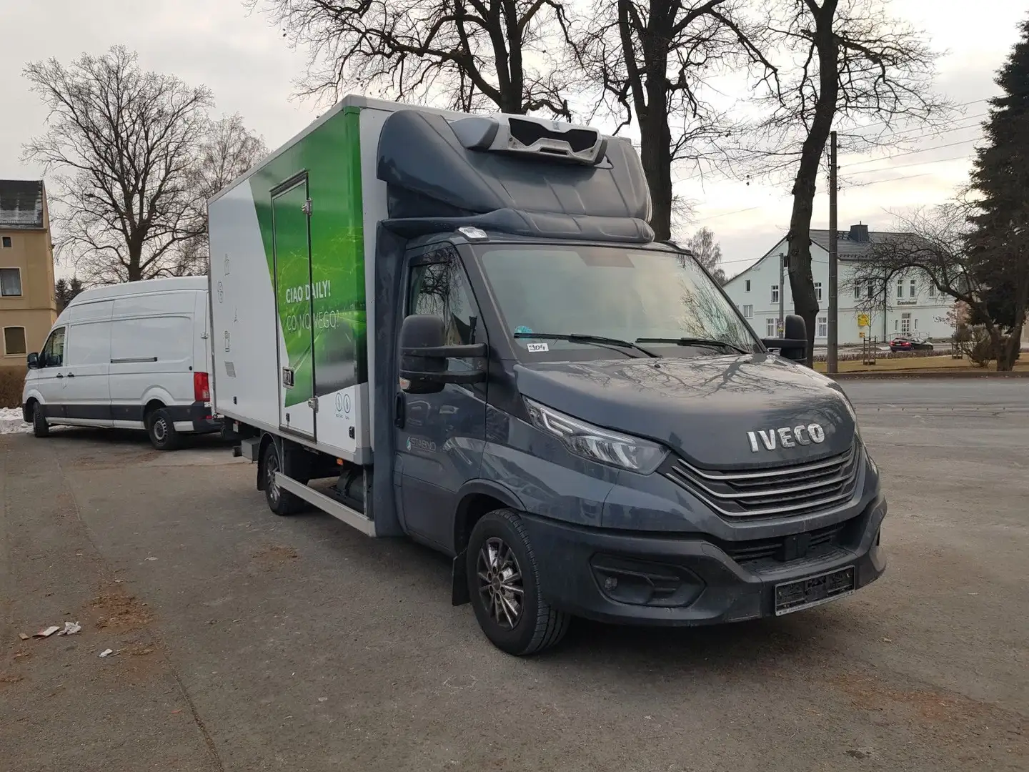 Iveco Daily Kühlkoffer Ladebordwand Bär CNG Navi Top Gris - 1