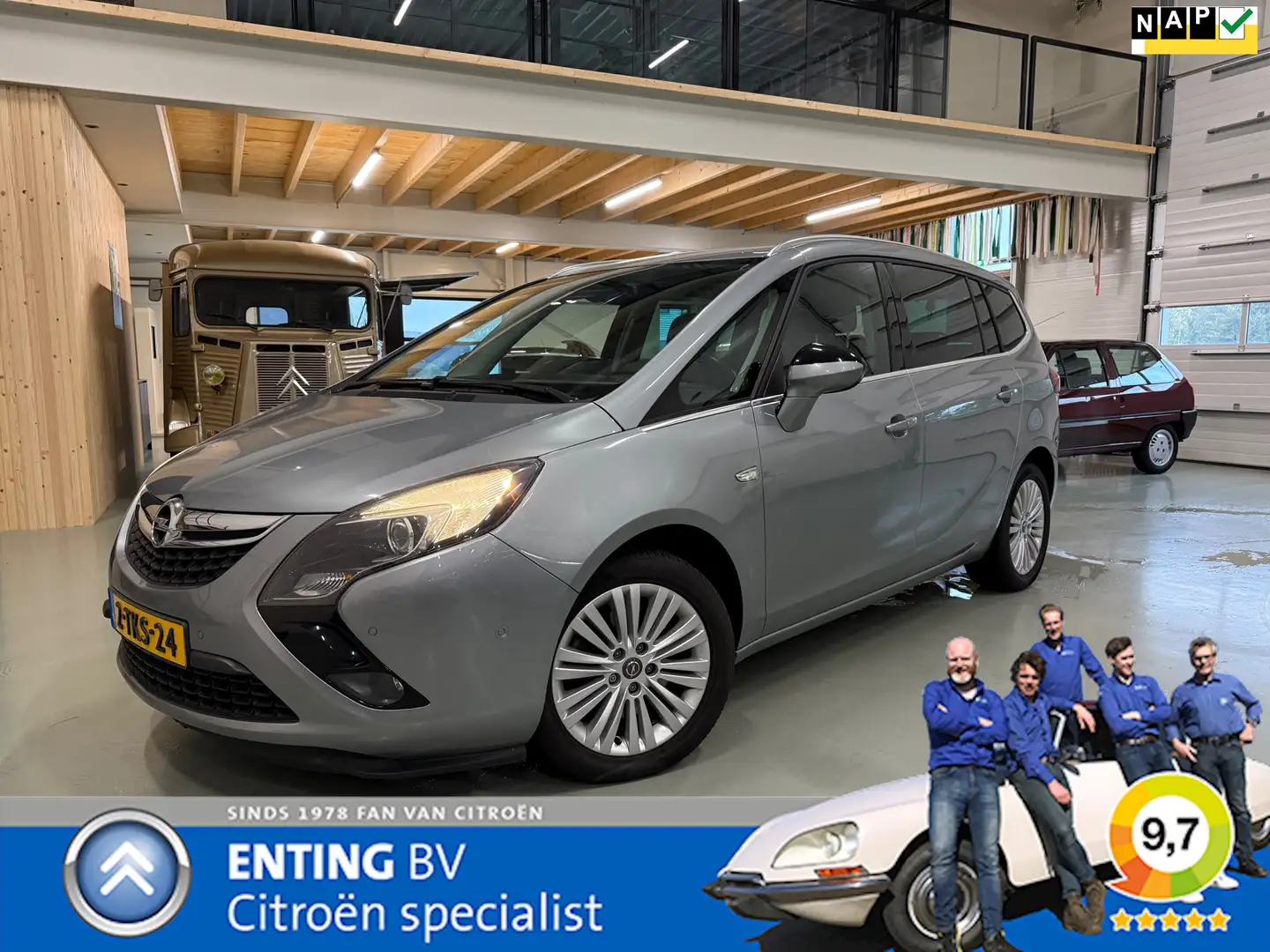 Opel Zafira Tourer 1.6 170PK Design Edition AUTOMAAT NAVI CAMERA TREK Grijs - 1
