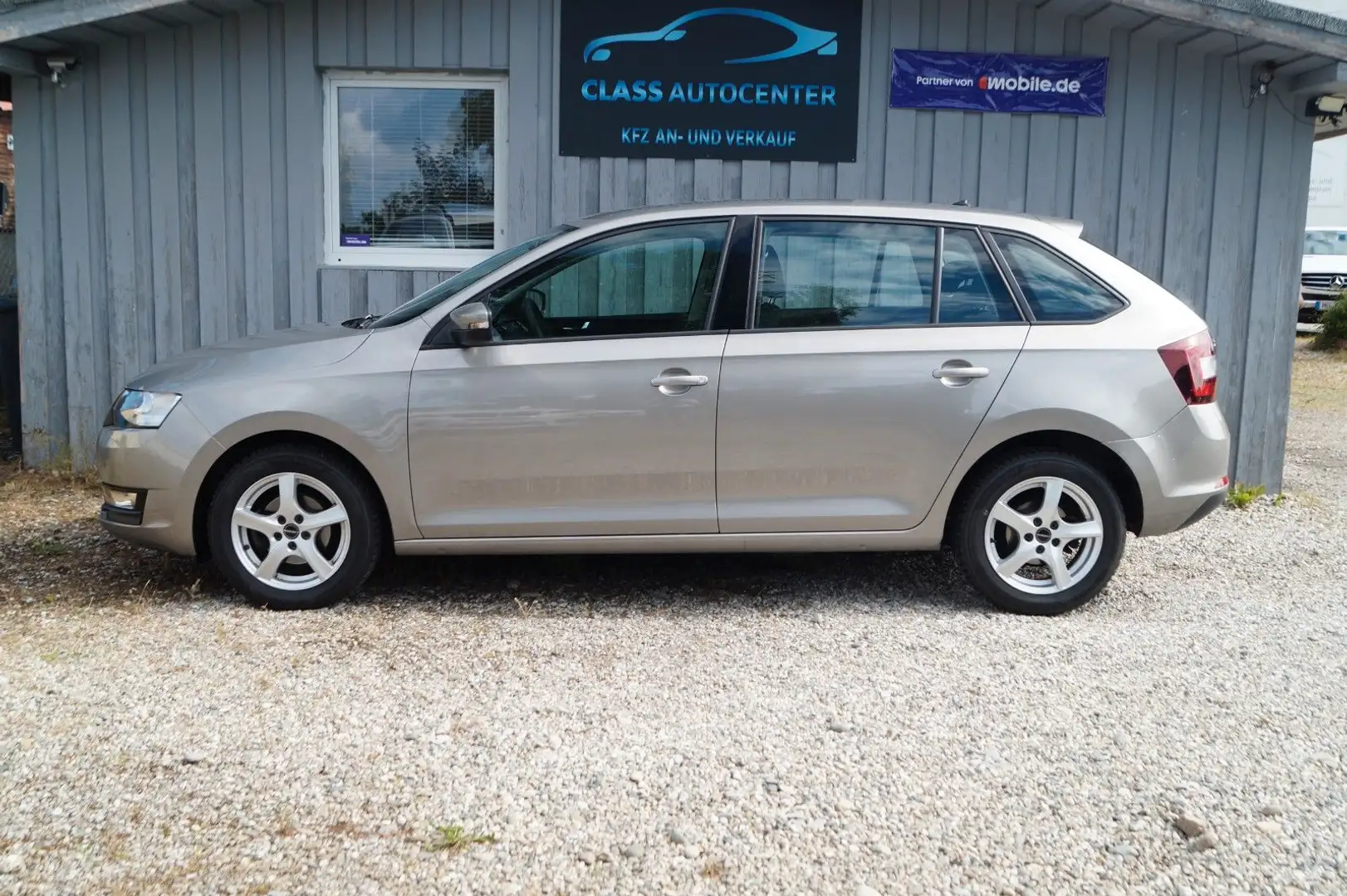 Skoda Rapid/Spaceback Spaceback Active|Klima|TÜV 07/26| Бежевый  - 2
