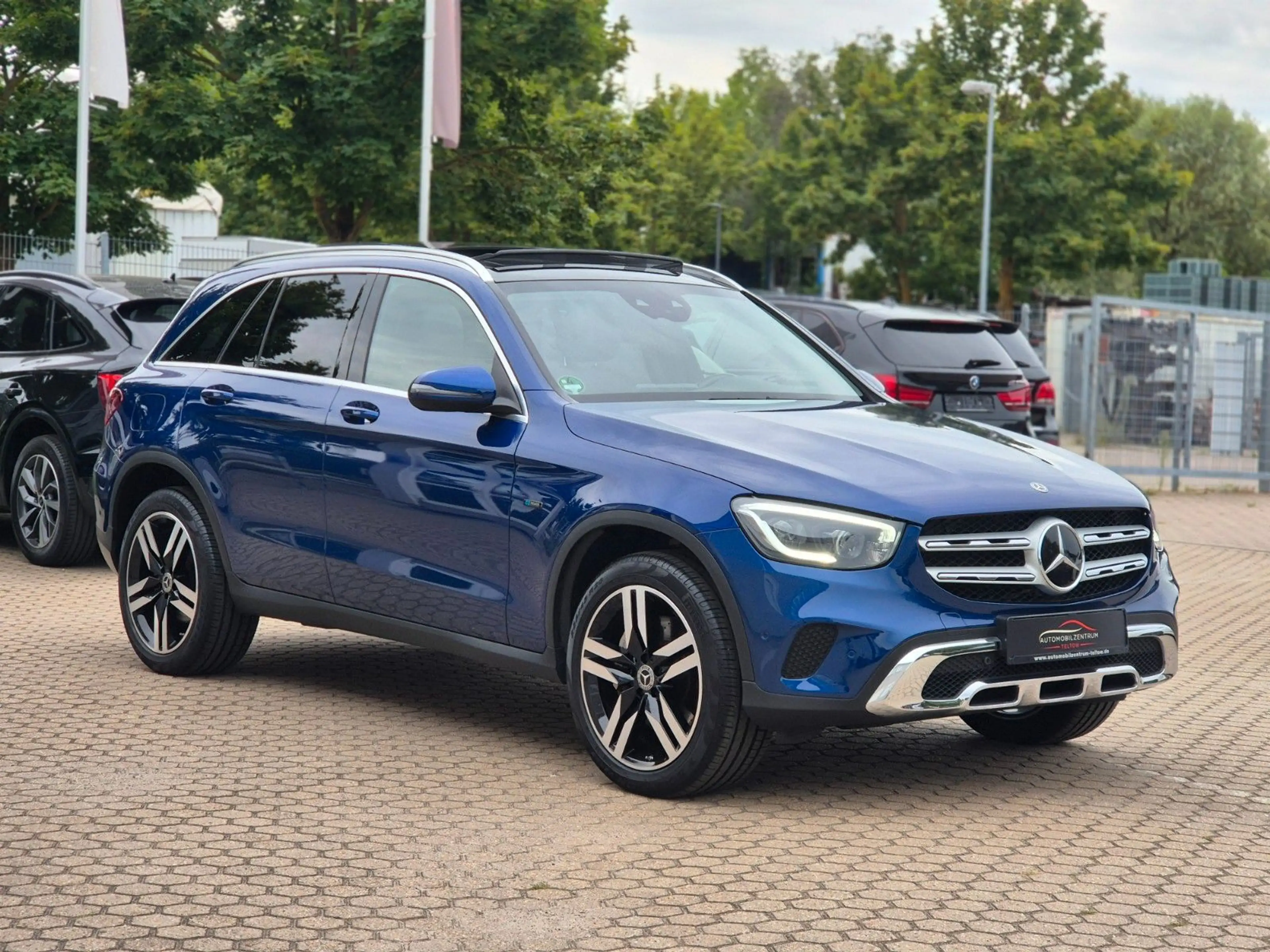 Mercedes-Benz GLC 300 de 4Matic AMG Line Multibeam Burmester — photo 5