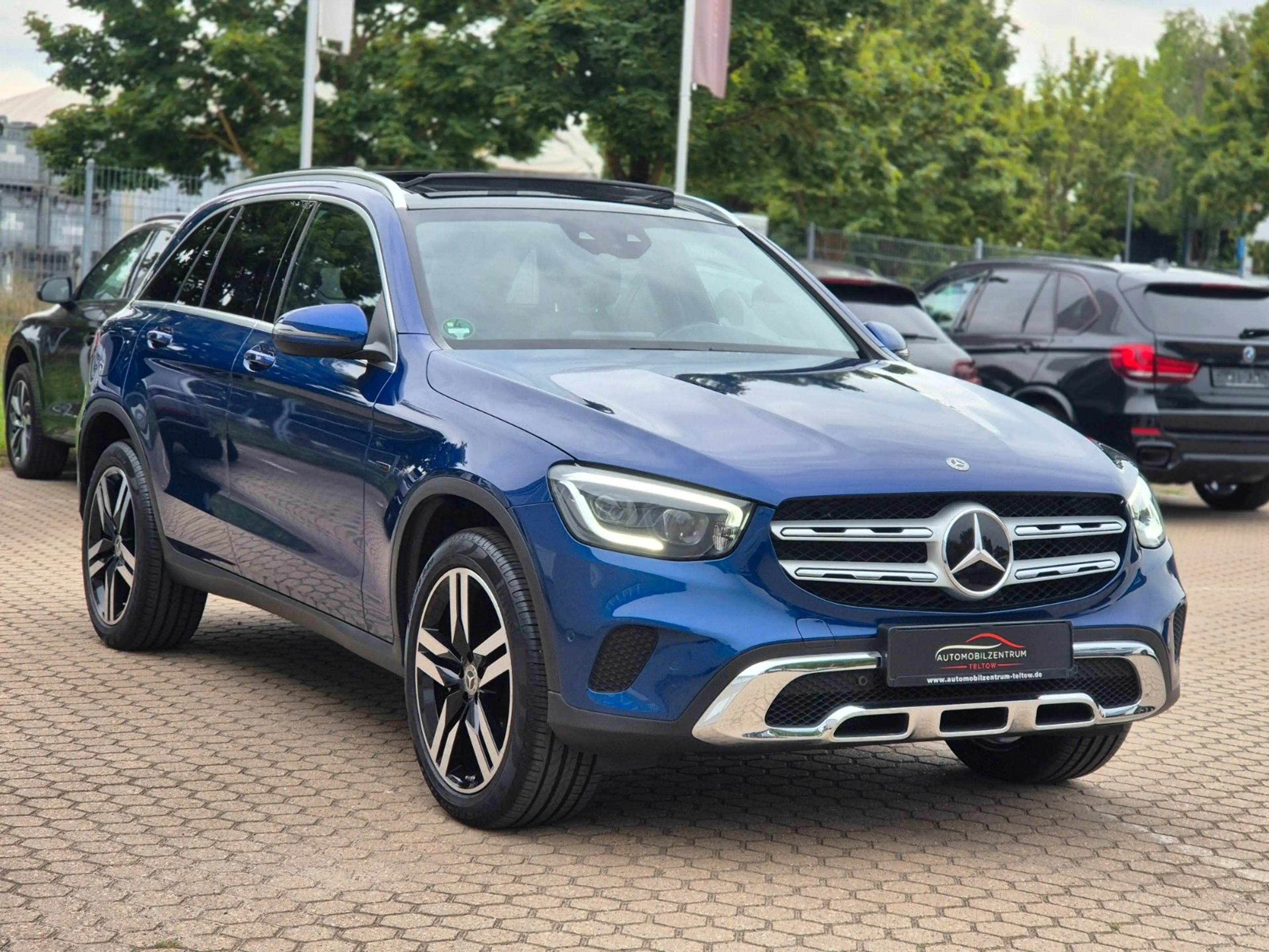 Mercedes-Benz GLC 300 de 4Matic AMG Line Multibeam Burmester — photo 4