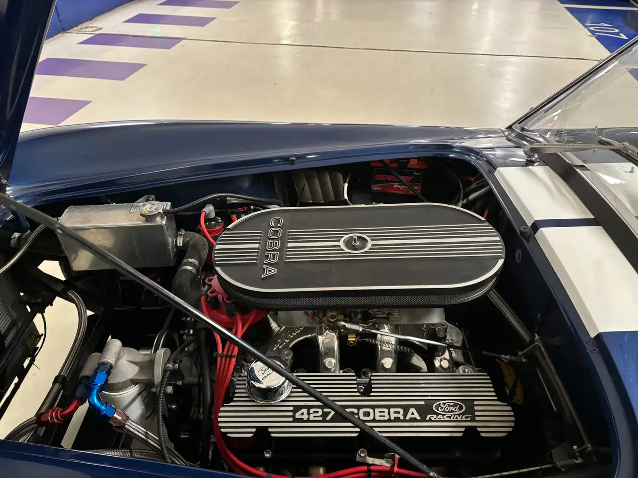 AC COBRA UNIQUE MOTORCARS, foto 6