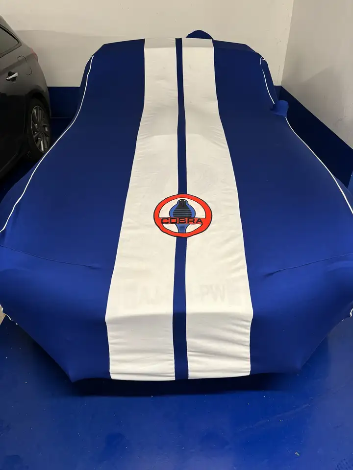 AC COBRA UNIQUE MOTORCARS, foto 4
