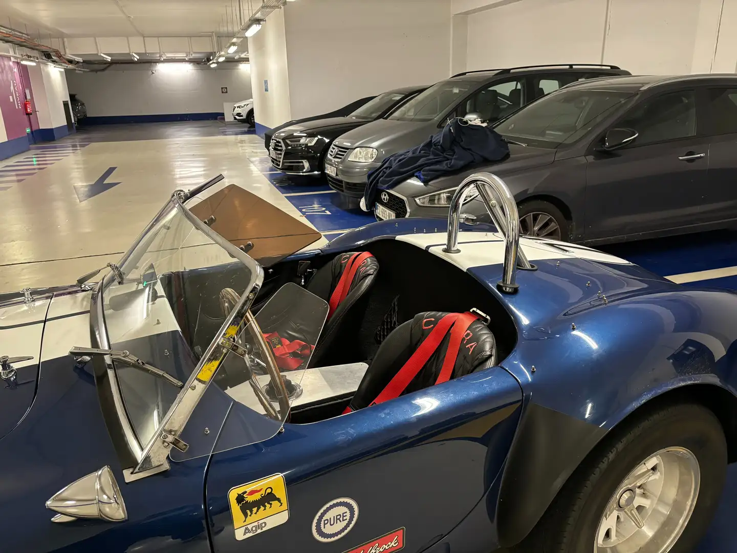 AC Cobra AC COBRA UNIQUE MOTORCARS Bleu - 2