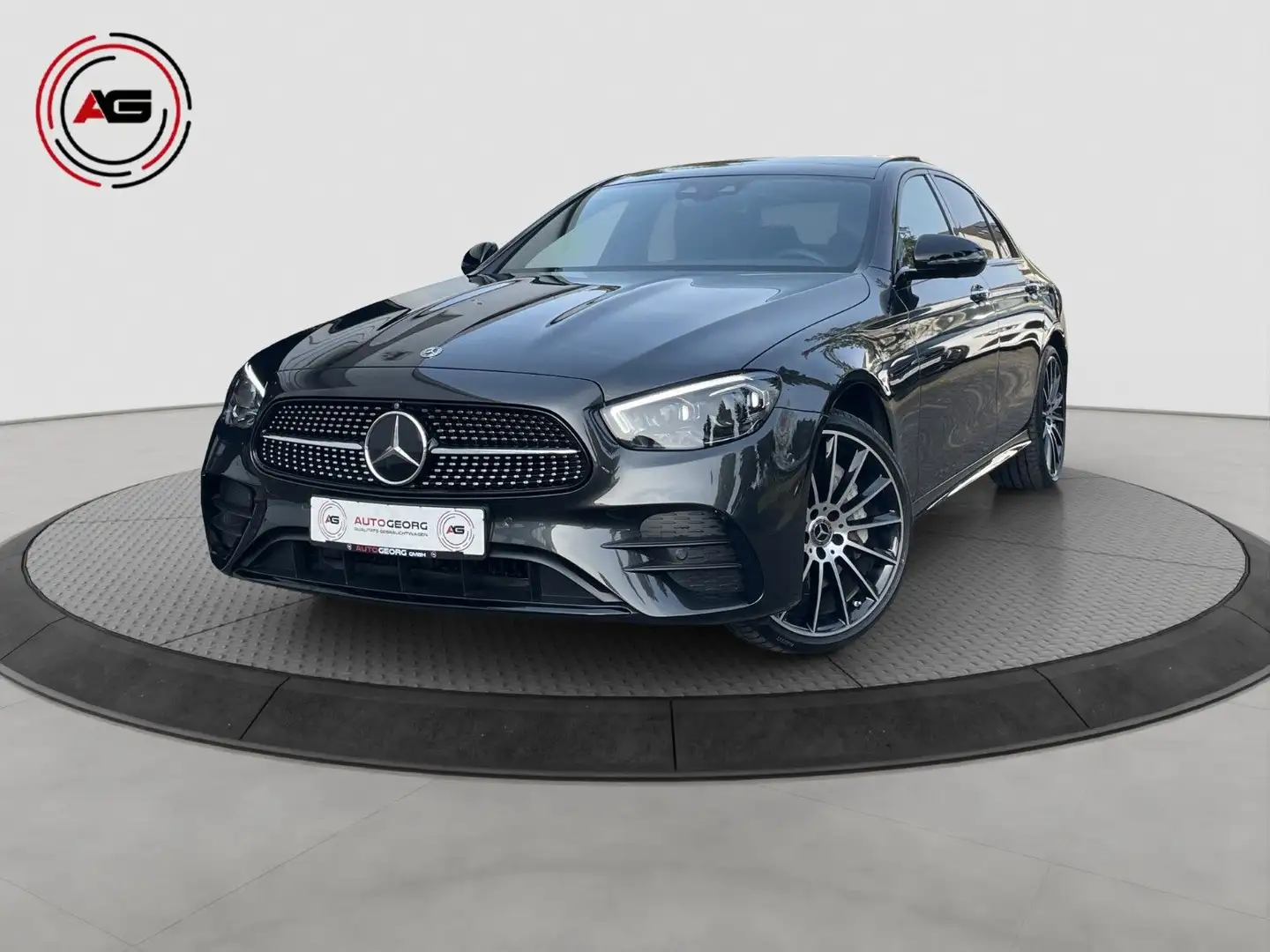 Mercedes-Benz E 450 4Matic AMG MBUX DISTR MULTIB PANO 360°BURM Grijs - 1