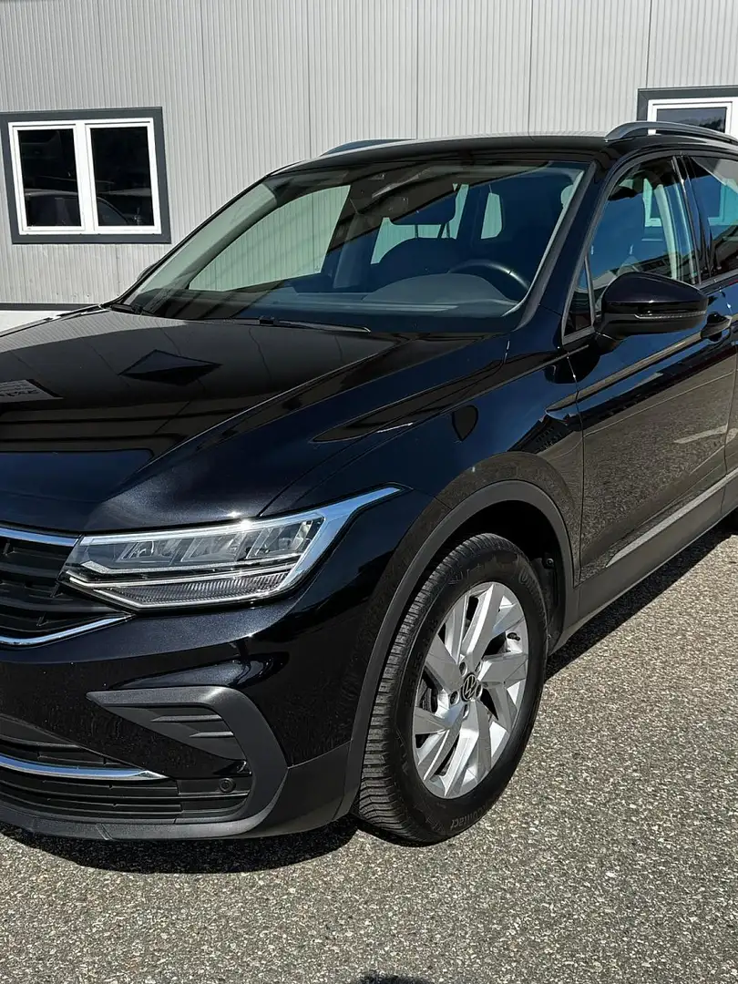 Volkswagen Tiguan 2,0 TDI 4Motion Life DSG Noir - 2