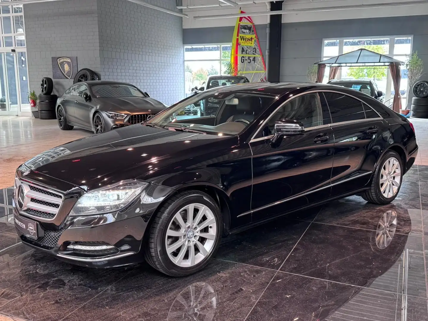 Mercedes-Benz CLS 250 CLS250 CDI LED Kamera H&K ACC ILS Leder Sihzg Zwart - 1