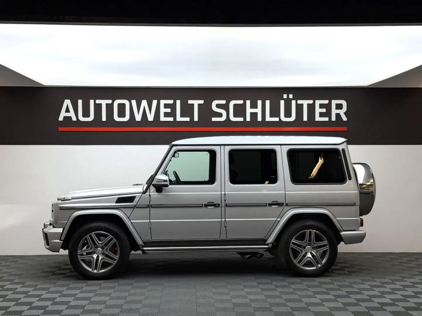 Mercedes-Benz G 63 AMG *Designo*AHK*Navi*Schiebedach*KAM*PDC* Silber - 2