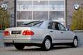 Mercedes-Benz E 200 E200 AUT. ELEGANCE ORG. NL. IN ZEER NETTE STAAT! Gri - thumbnail 3