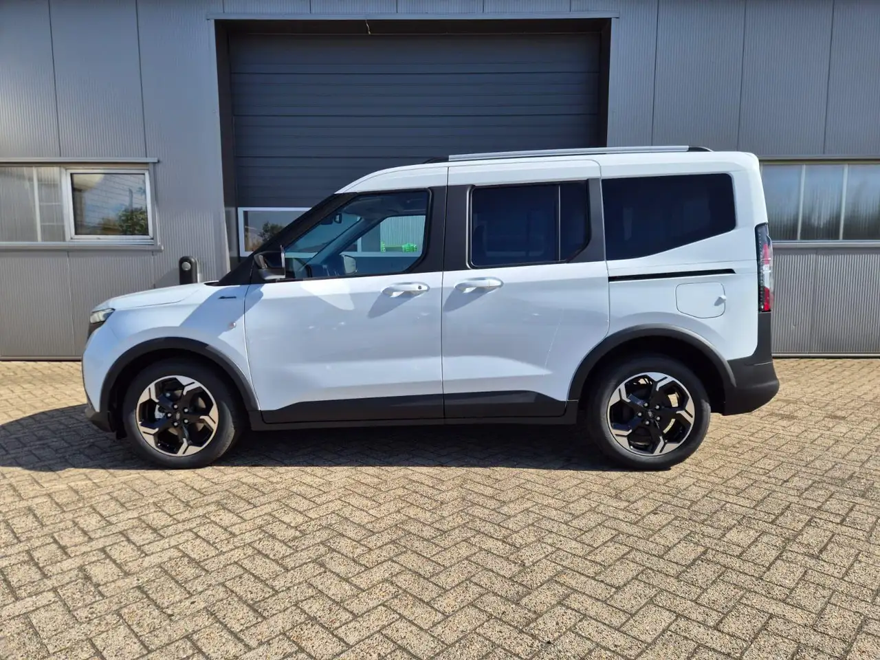 Ford Tourneo Courier 2026