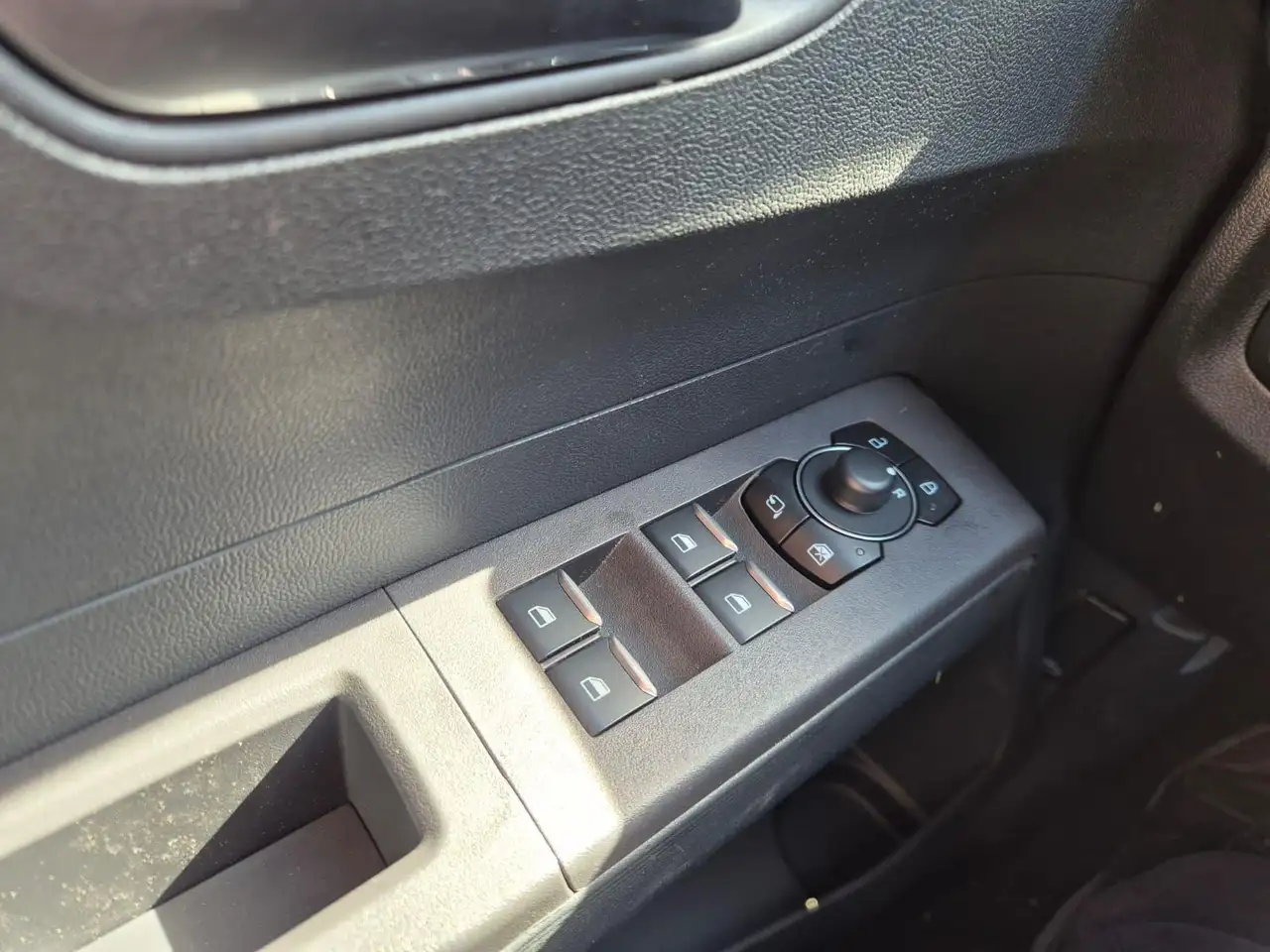 Ford Tourneo Courier 2026 — фото 14